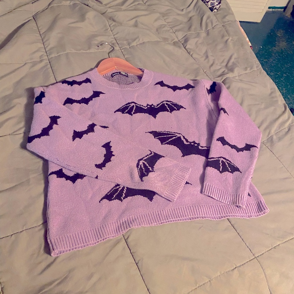 Bat sweater